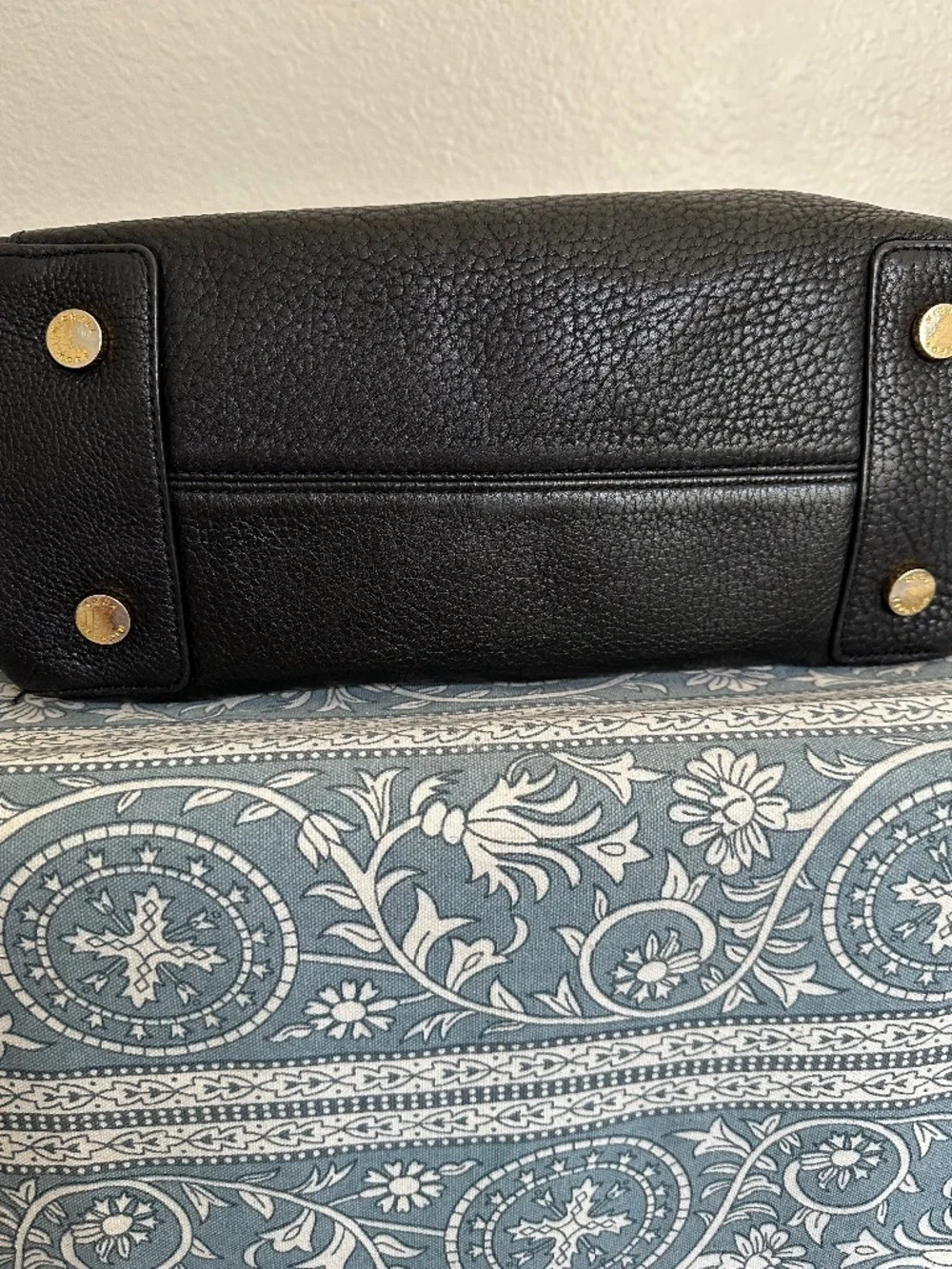 Michael Kors Leather  Bag